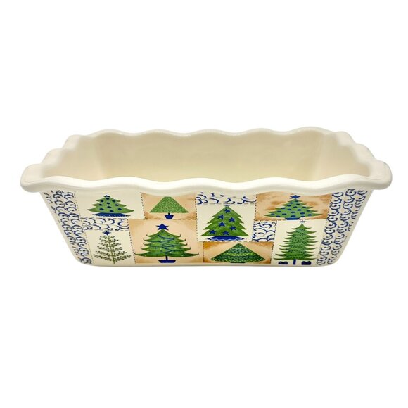 Christmas Tree Ceramic Baking Dish Scalloped Edges Festive Pattern - Picture 6 of 8